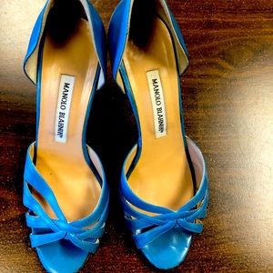 Manalo Blahnik blue 3inch opened toed  heels (7)